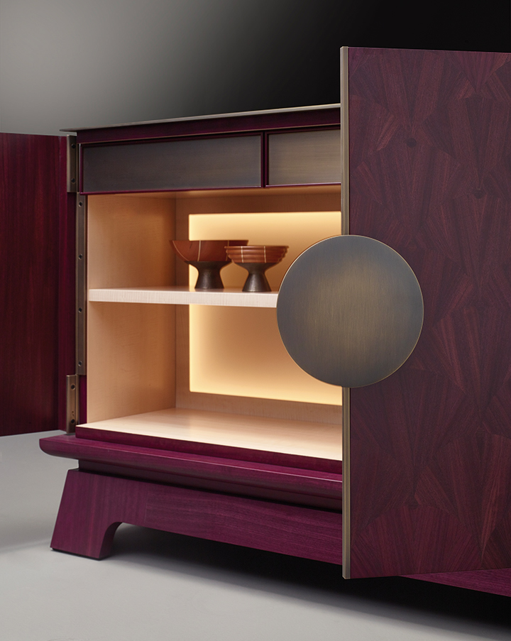 Alchemico Lui e Lei cabinet that belongs to Amaranthine Tales, the 2017 Promemoria collection inspired by the amaranth wood and presented during the Milan Design Week | Promemoria