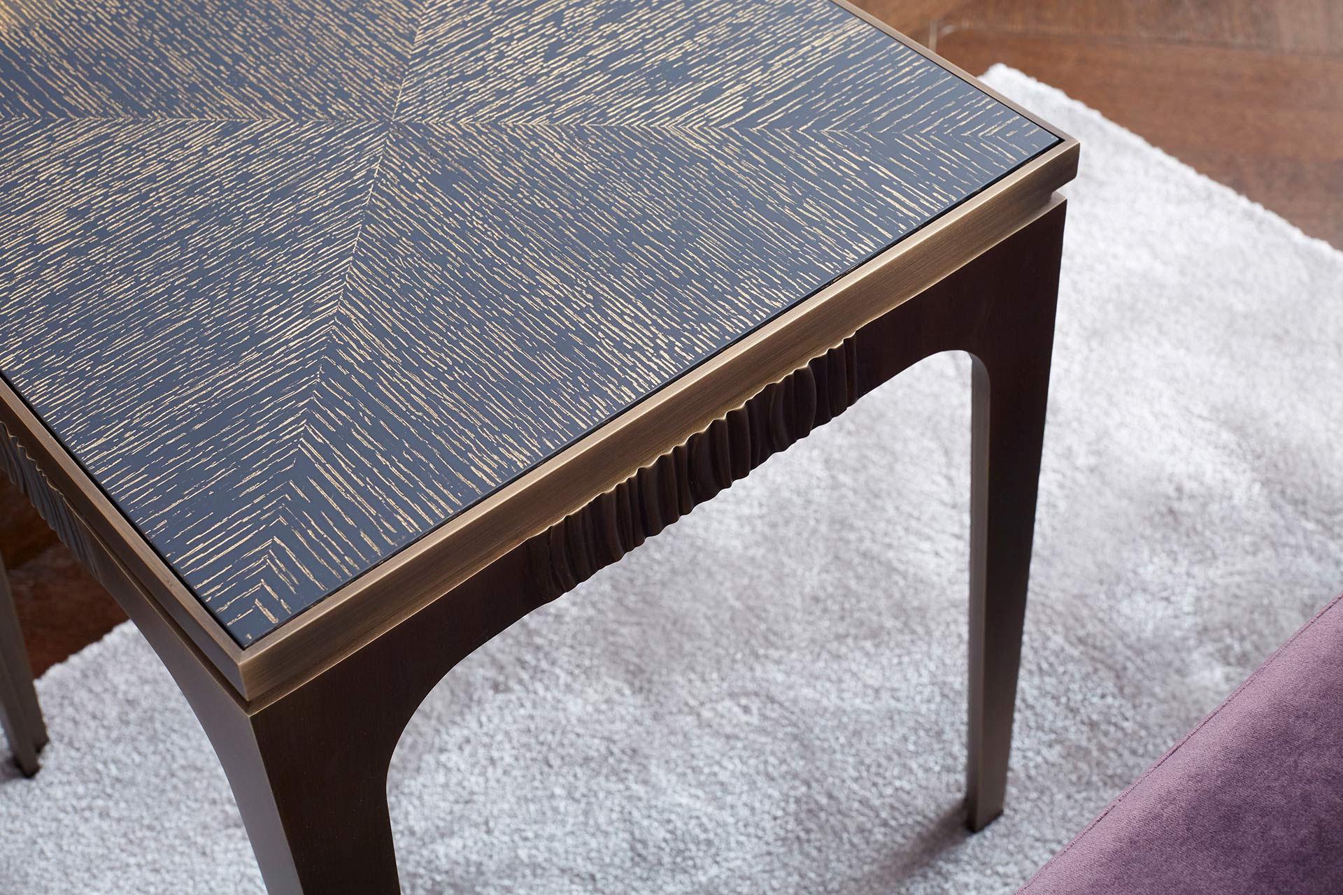 Cadogan dining table that belongs to The London Collection, which is the result of the collaboration with David Collins Studio, presented in 2016 | Promemoria