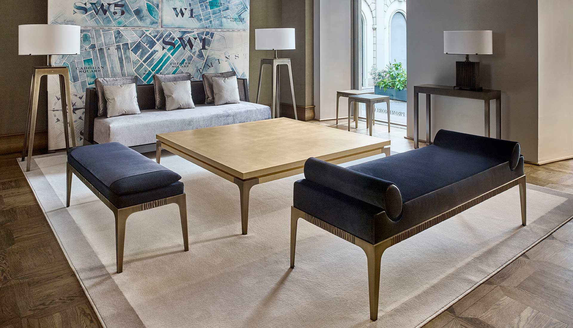 The London Collection, presented in 2016 is the result of the collaboration with David Collins Studio | Promemoria