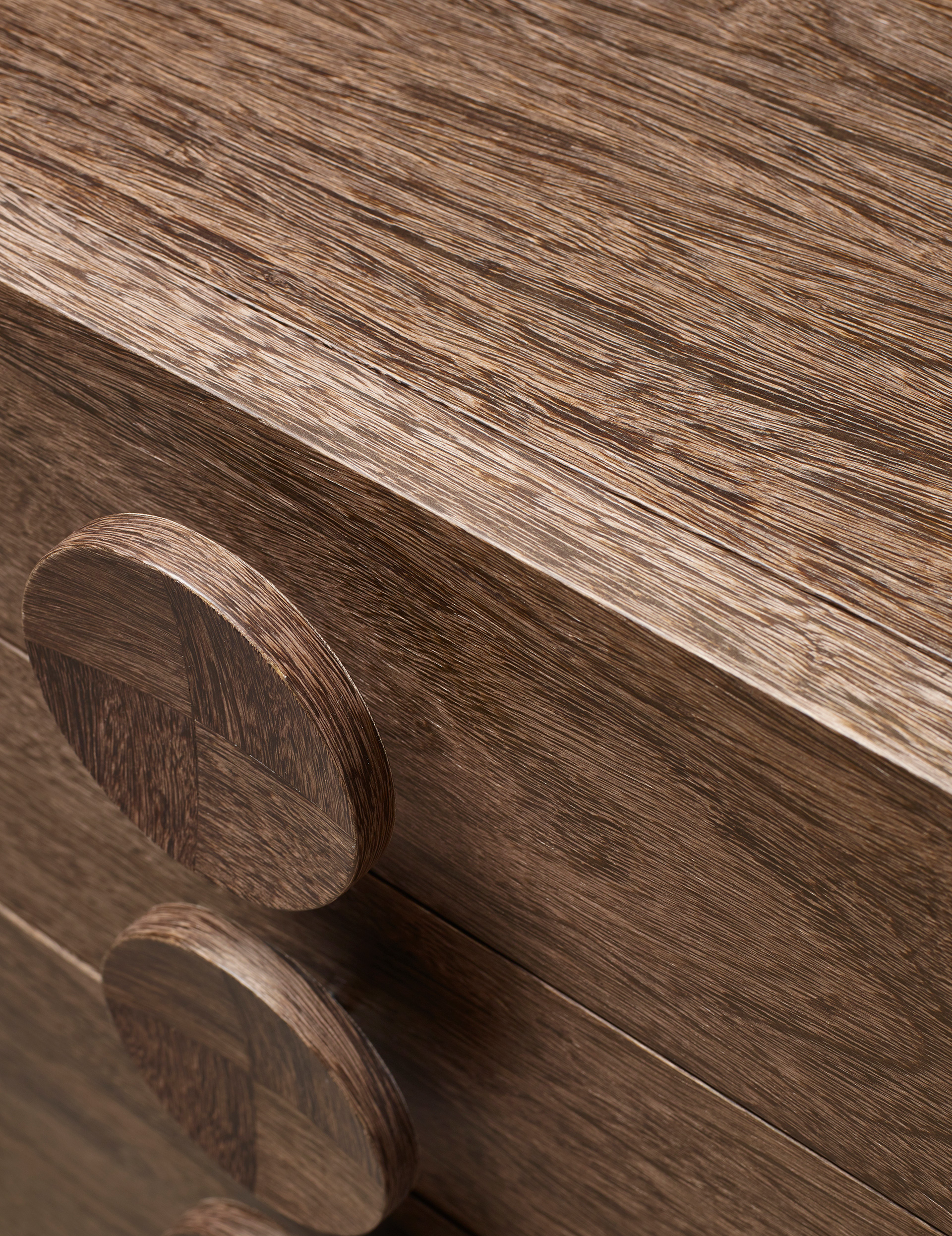 Promemoria Dagoberto Wooden Bedside Table With Wheels