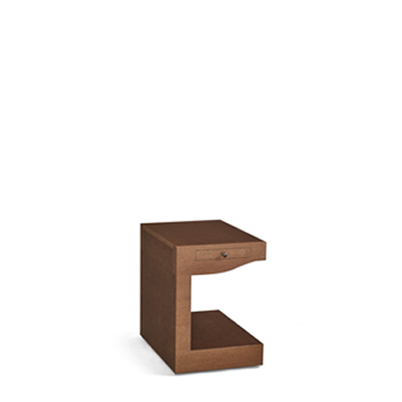 Zoe is a wooden bedside table with wheels and a bronze knob from the Promemoria's catalogue | Promemoria