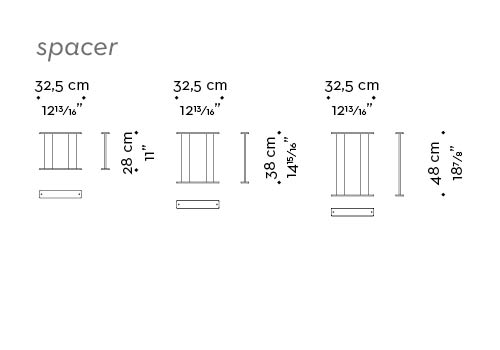 Dimensions of Cora, a wooden modular bookcase with bronze details, from Promemoria's Indigo Tales collection | Promemoria