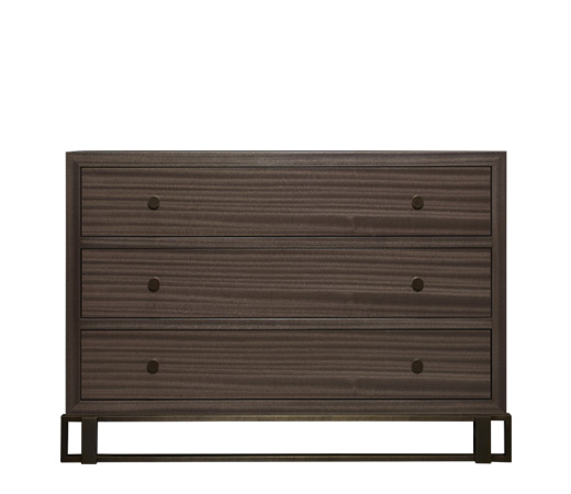 Margot is a wooden chest of drawers with metal details and bronze base and knobs from Promemoria's catalogue | Promemoria