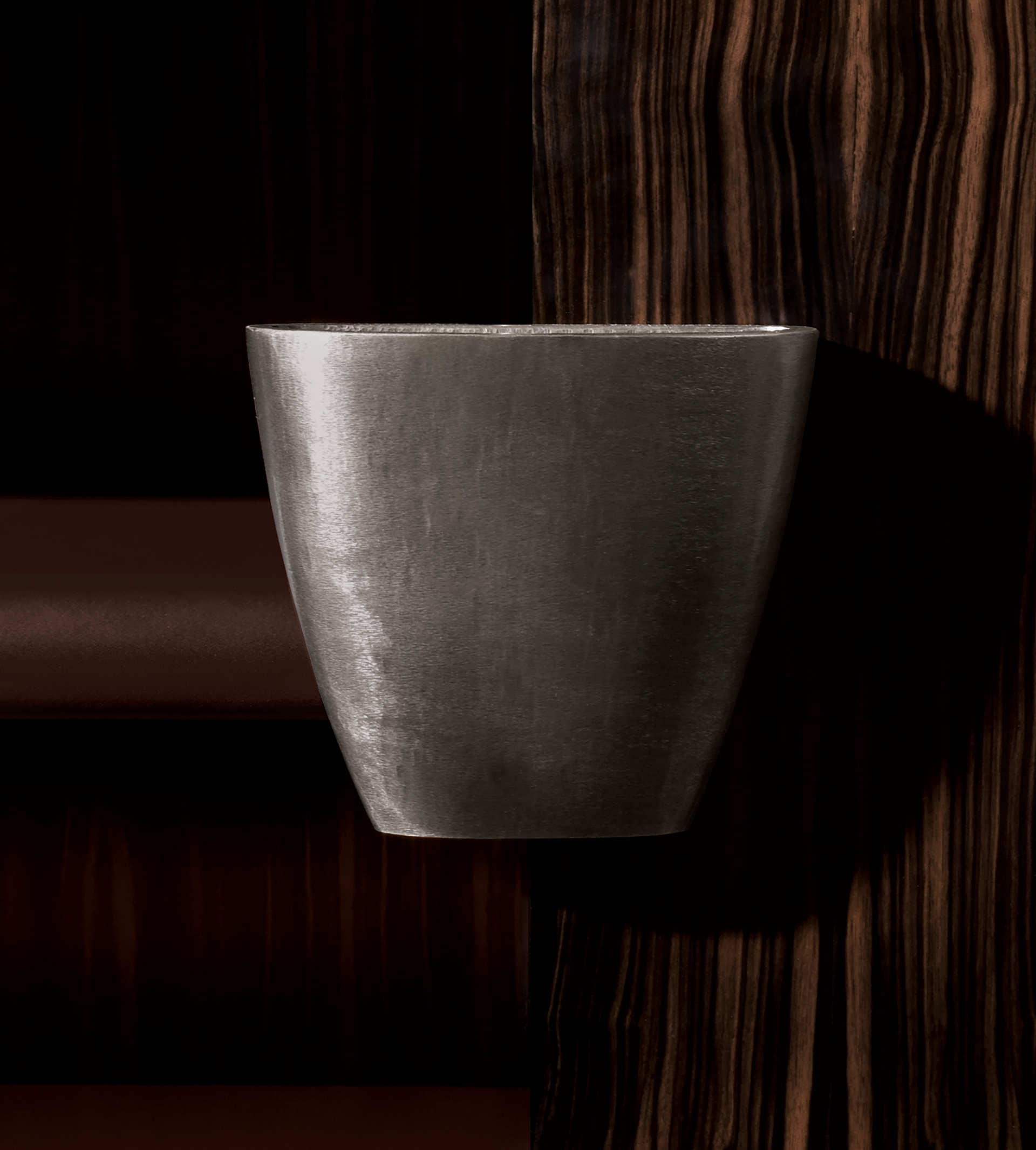 Bonaventura is a wooden cabinet with bronze base and handle, from Promemoria's catalogue | Promemoria
