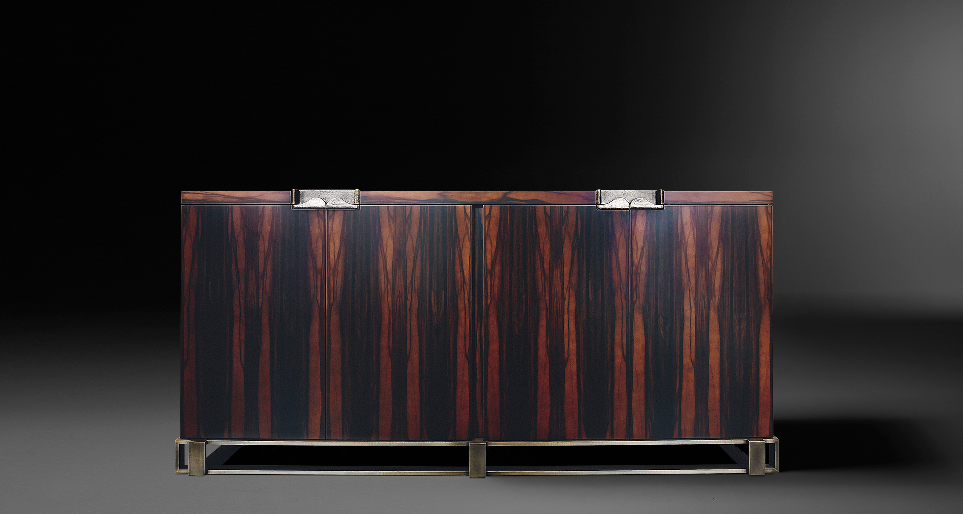 Margot is a wooden cabinet with bronze base, handle and hinges from Promemoria's catalogue | Promemoria