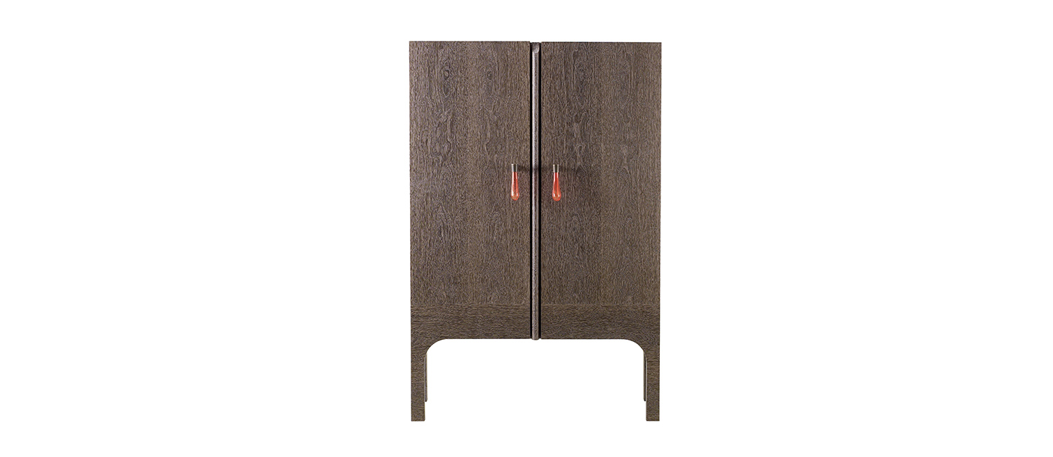 /mediaInside%20of%20Tom%20Bombadil,%20a%20wooden%20cabinet%20with%20bronze%20profiles%20and%20a%20Murano%20glass%20handle,%20from%20Promemoria's%20catalogue%20|%20Promemoria