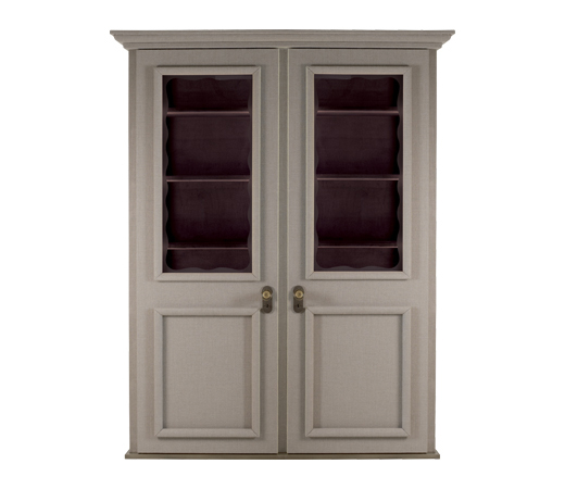 George is a wooden modular wardrobe with two, three or four doors covered in velvet or linen and details in bronze, from the Promemoria's catalogue | Promemoria