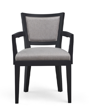 Caffè è una sedia da pranzo in legno con schienale in paglia e seduta in tessuto o pelle, del catalogo di Promemoria | Promemoria