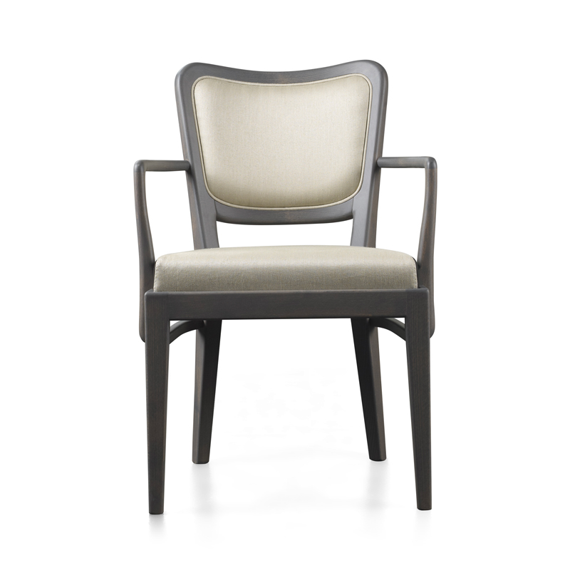 Pepita is a wooden dining chair with fabric or leather seat, from Promemoria's catalogue | Promemoria
