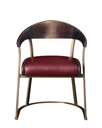 Rachele是一款带扶手的铜质餐椅，木质或皮革椅背，皮革座面，请参见Promemoria产品目录|Promemoria