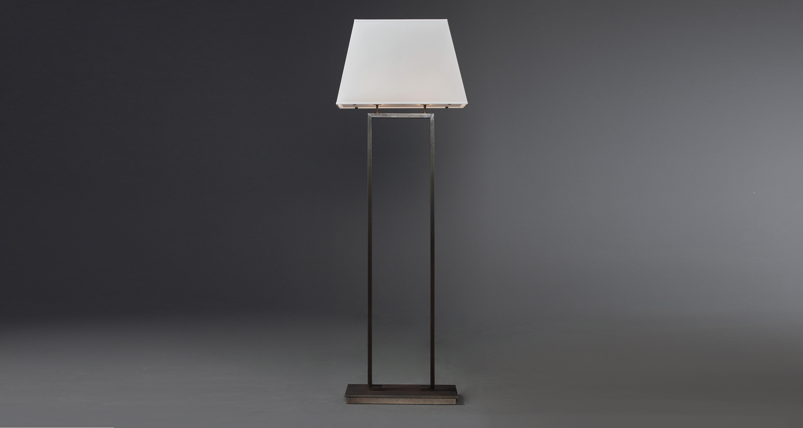 Agatha is a floor LED lamp with bronze structure and linen, cotton or hand-embroidered silk lampshade, from Promemoria's catalogue | Promemoria