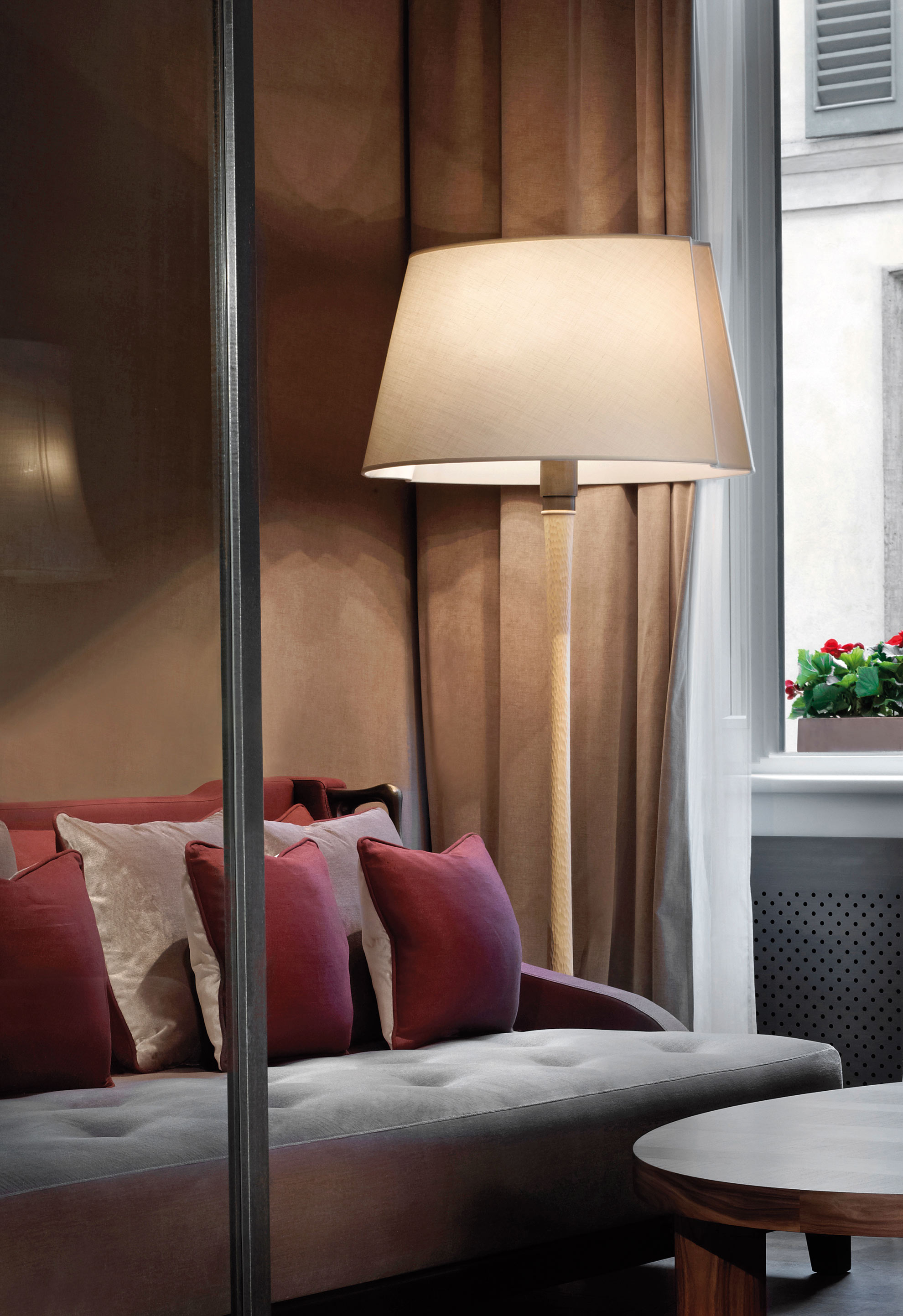Promemoria Georges Led Bronze Floor Lamp