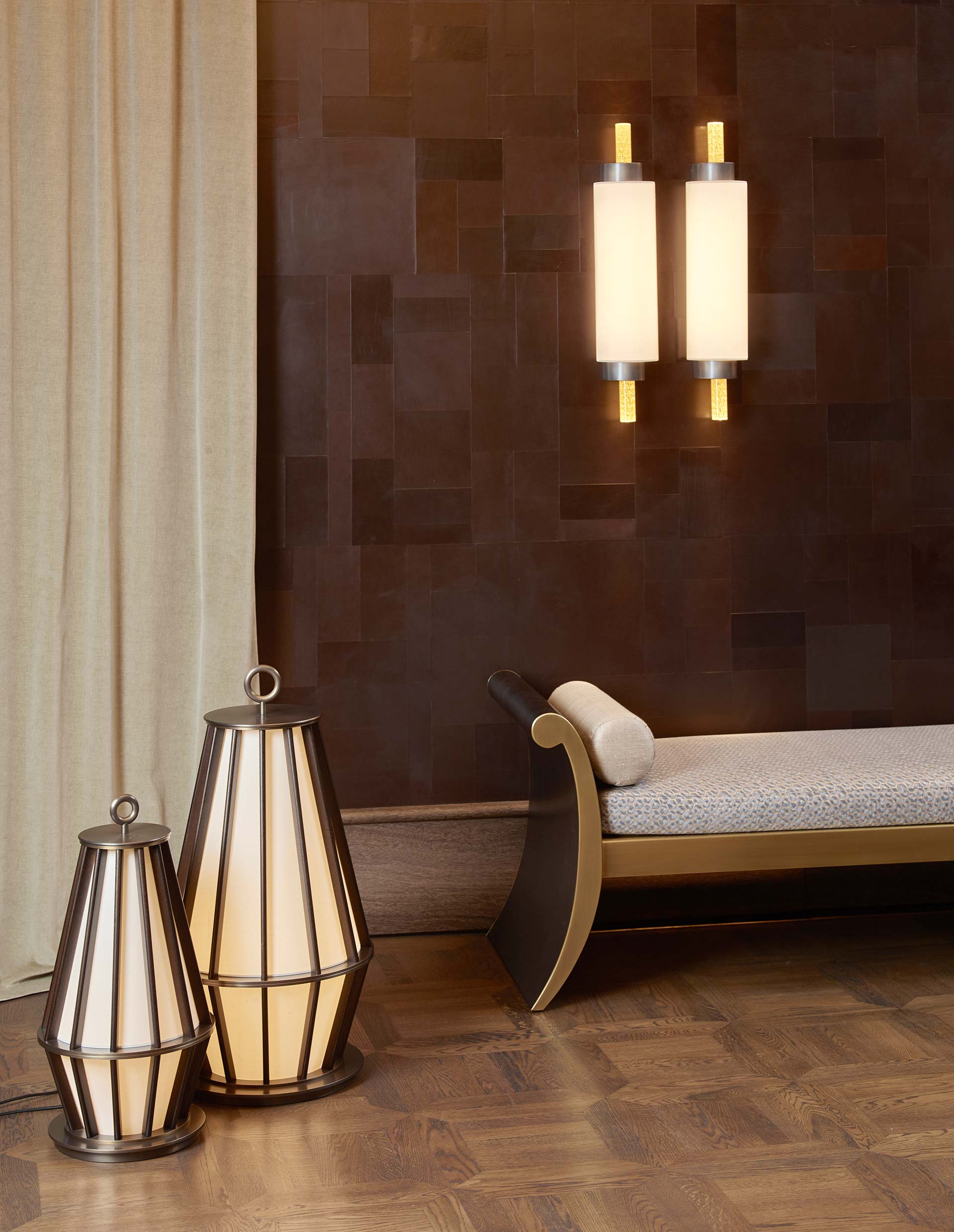 Mirtilla is a floor LED lamp, with bronze and wooden structure and silk lampshade, from Promemoria's Amaranthine Tales collection | Promemoria