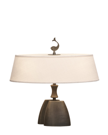 Misultin is a table LED lamp with bronze structure with a linen, cotton or hand-embroidered silk lampshade, from Promemoria's catalogue | Promemoria