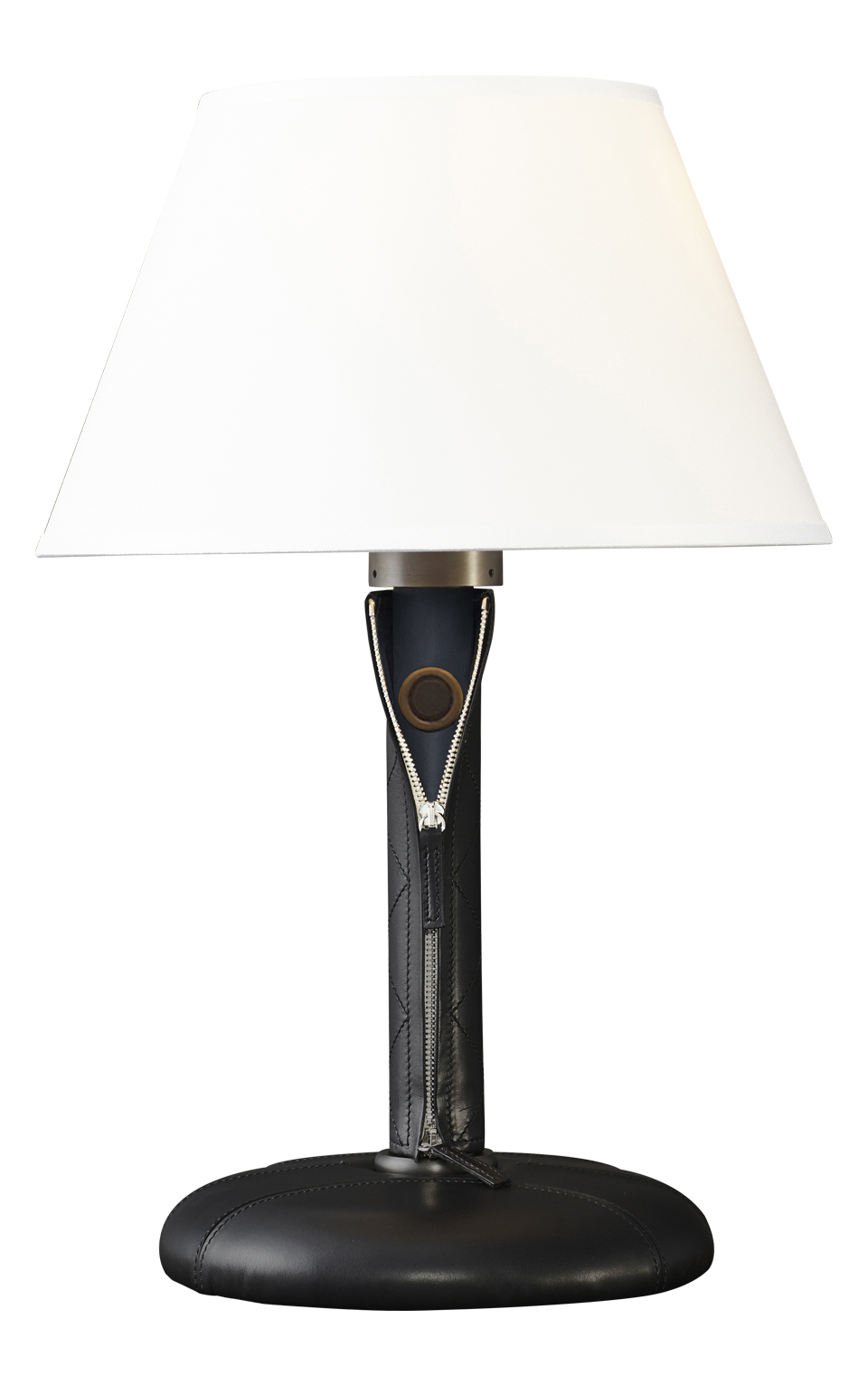 Zip is a table LED lamp with wooden structure or covered in leather and fabric with bronze details and linen, cotton or silk lampshade with handmade edge, from Promemoria's catalogue | Promemoria