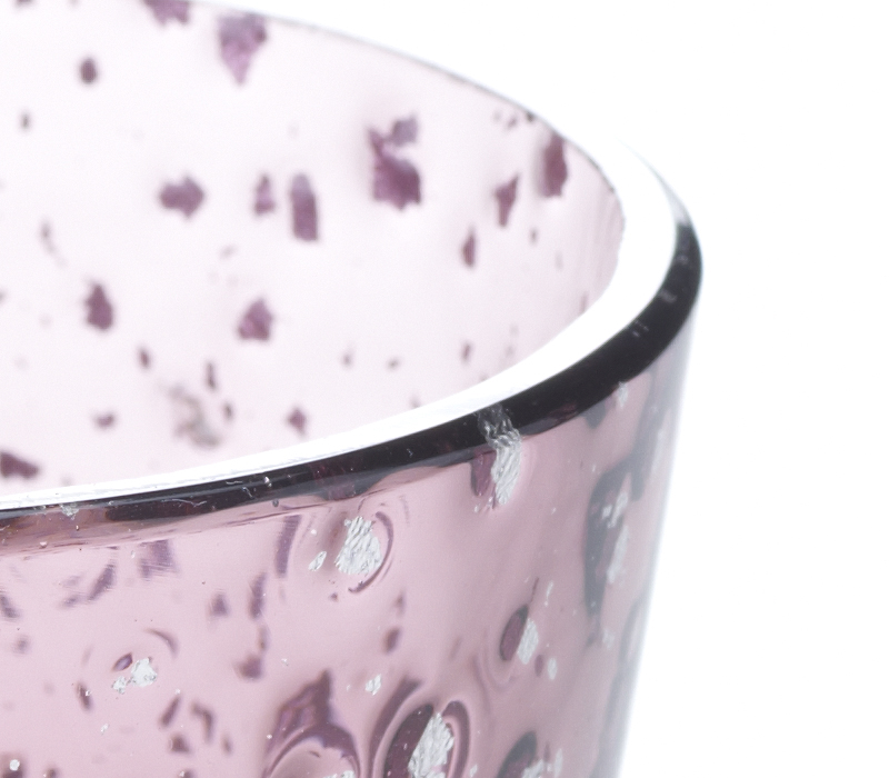 Dettaglio di Bicchiere in Vetro di Murano, disponibile in diversi colori, del catalogo di Promemoria | Promemoria