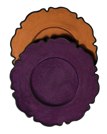 Ibisco is a leather or velvet underplate shaped like a flower, from Promemoria's catalogue | Promemoria