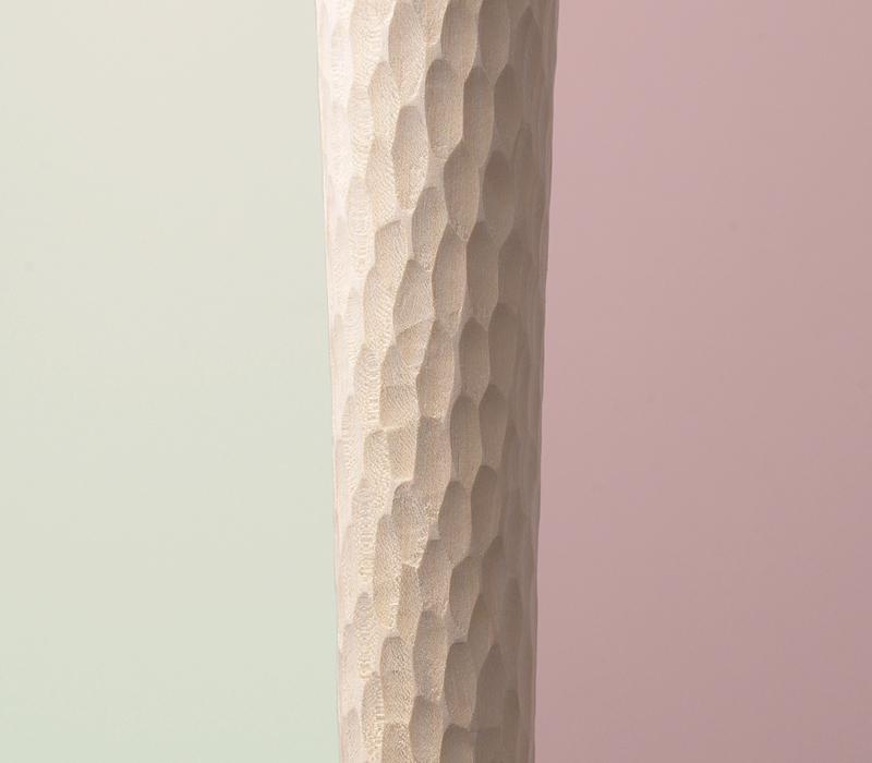 Dettaglio di Geraldine, specchio da tavolo doppio basculante in bronzo e legno, del catalogo di Promemoria | Promemoria