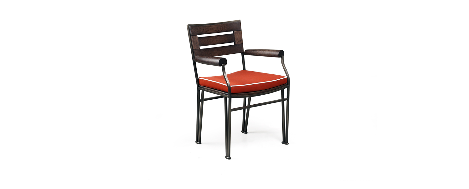 /mediaCernobbio是一款铜质户外休闲椅和长椅，请参见Promemoria户外系列产品目录|Promemoria