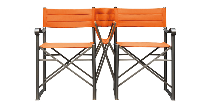 Quentin is an outdoor folding bronze sofa, covered in fabric or leather, from Promemoria's outdoor catalogue | Promemoria