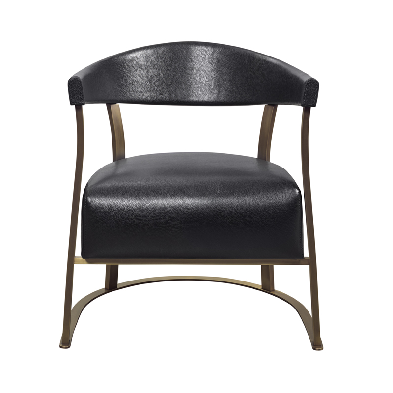 „Rachele“ ist ein Sessel aus Bronze mit Lederbezug, aus dem Katalog von Promemoria | Promemoria