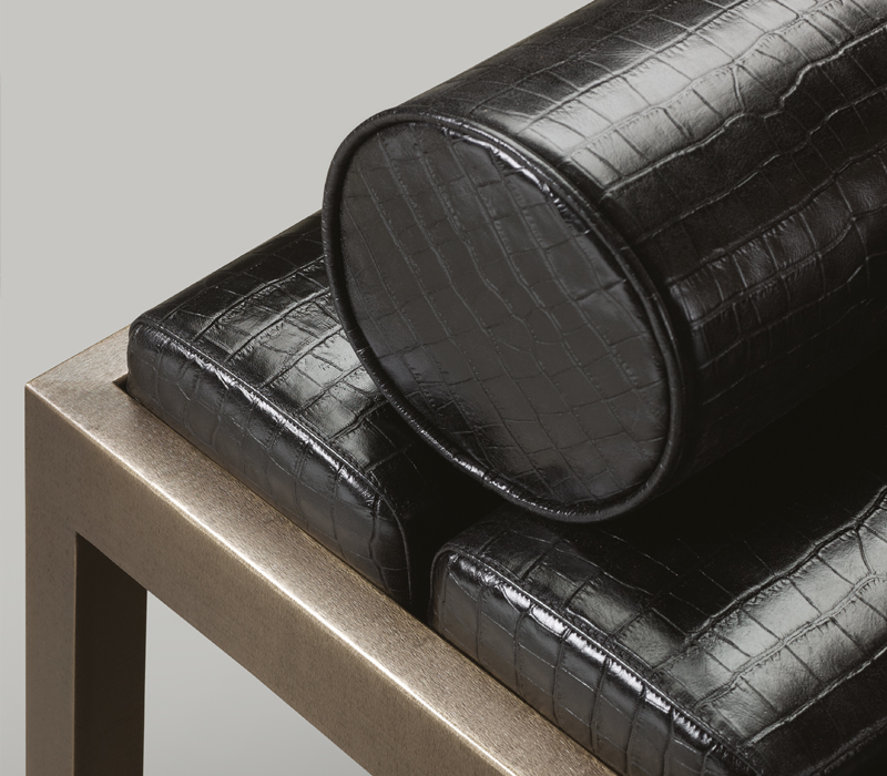 Detail of Gong, a bronze chaise longue with a leather mattress, from Promemoria's catalogue | Promemoria