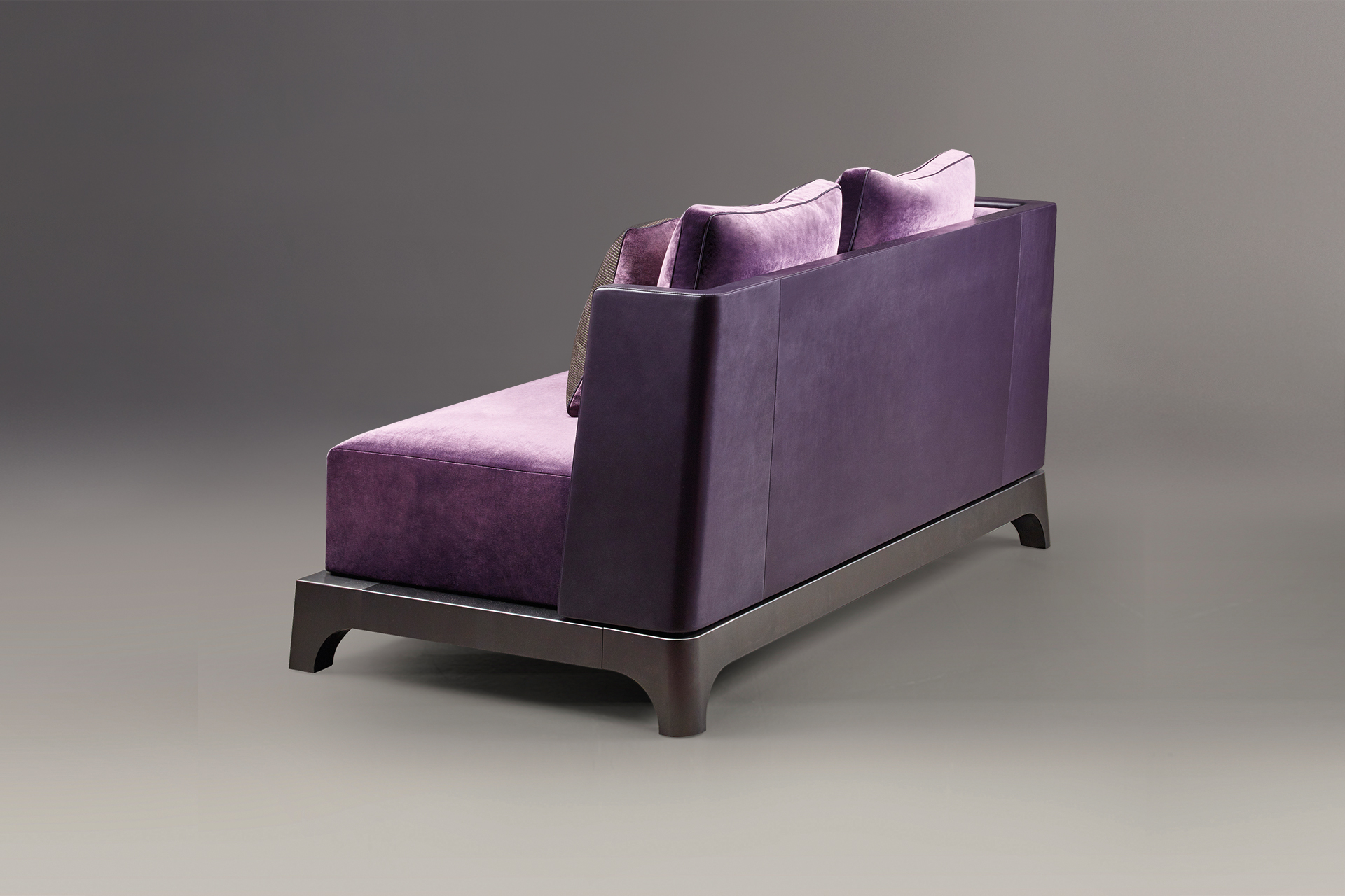 Eaton is a sofa with a wooden or bronze base covered in fabric, from Promemoria's The London Collection | Promemoria