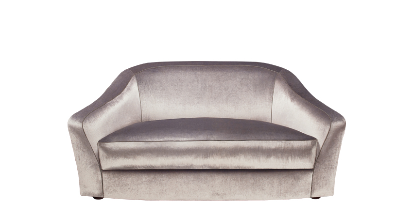 „Fiore di Loto“ ist ein Sofa mit Stoff- oder Lederbezug, aus dem Katalog von Promemoria | Promemoria