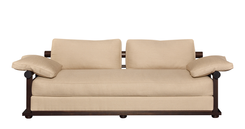 „Nocturne“ ist ein Sofa aus Holz mit Stoff- oder Lederbezug, aus der Kollektion „Night Tales“ von Promemoria | Promemoria