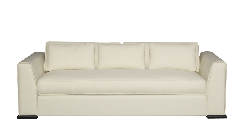 Ulderico è un divano in legno rivestito in tessuto o pelle, del catalogo di Promemoria | Promemoria