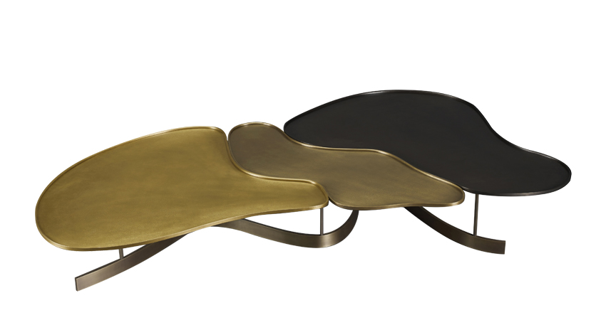 Moscou咖啡桌完全以青铜打造，提供各种色调，属于Bruno Moinard设计的Promemoria胶囊系列 | Promemoria