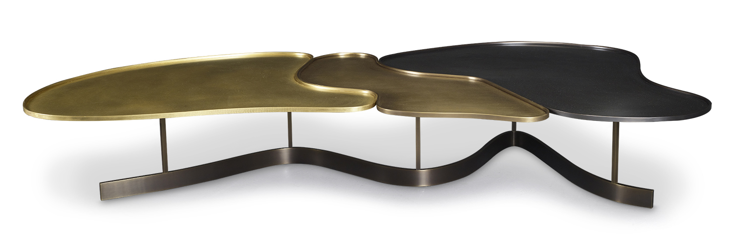 /mediaMoscou咖啡桌完全以青铜打造，提供各种色调，属于Bruno%20Moinard设计的Promemoria胶囊系列%20|%20Promemoria