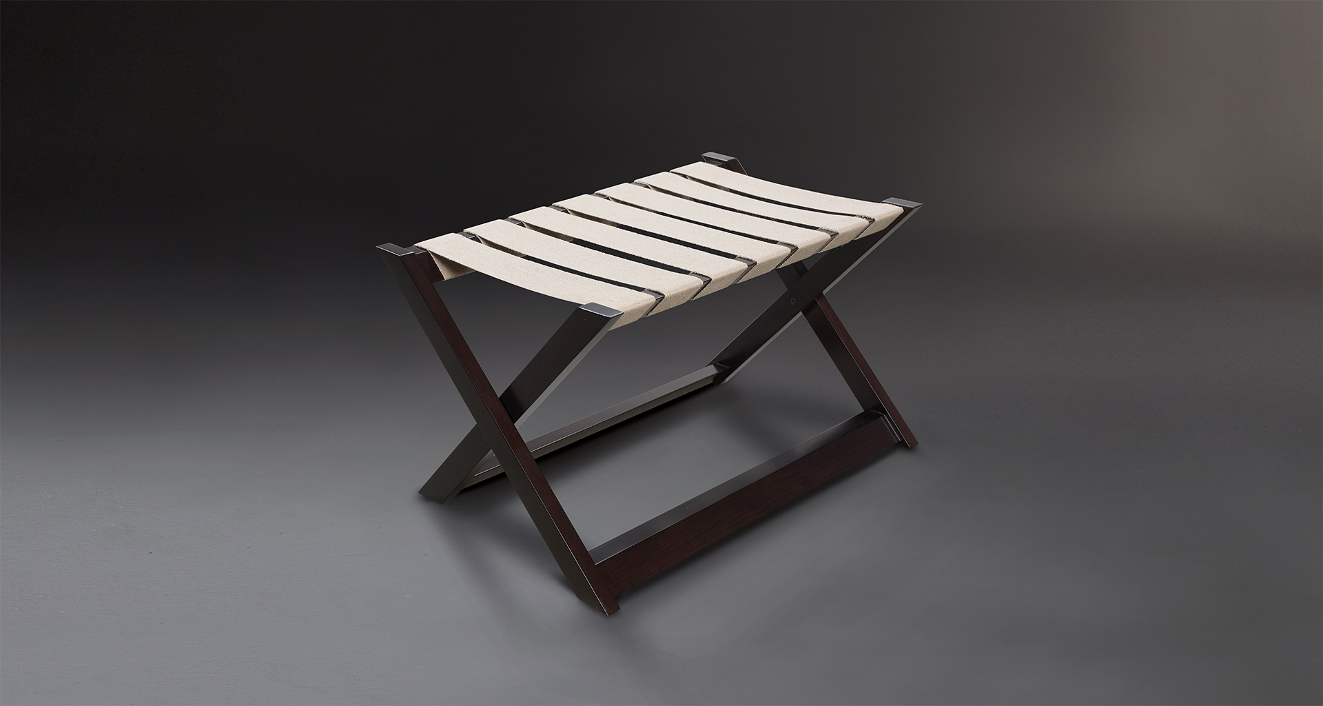 Achille is a folding wooden small table with a tray from Promemoria's catalogue | Promemoria