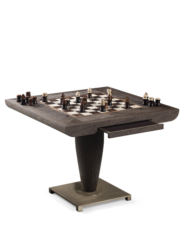 Bassano da gioco è un tavolo in legno e base in bronzo, accessoriato per diversi giochi da tavolo, del catalogo di Promemoria | Promemoria