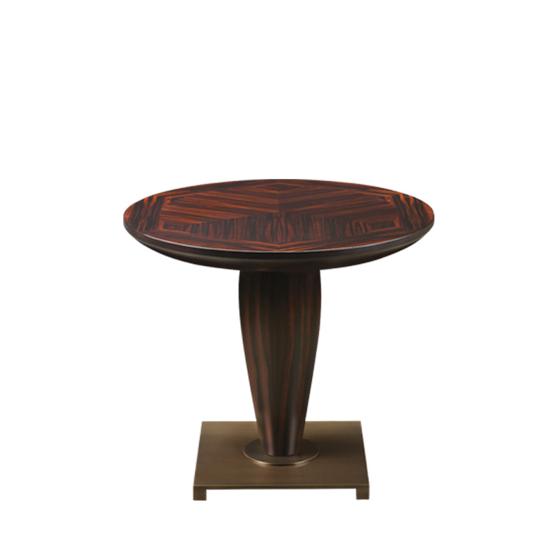 Bassano è un tavolino in legno con base in bronzo, del catalogo di Promemoria | Promemoria