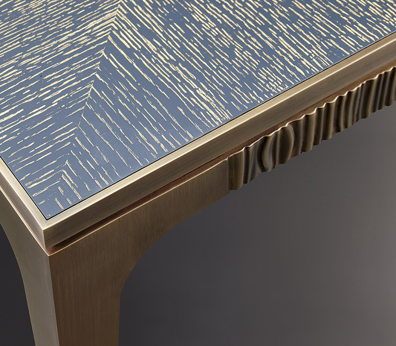 Bronzedetails von „Lowndes“, Beistelltisch aus Bronze, aus der „London Collection“ von Promemoria | Promemoria