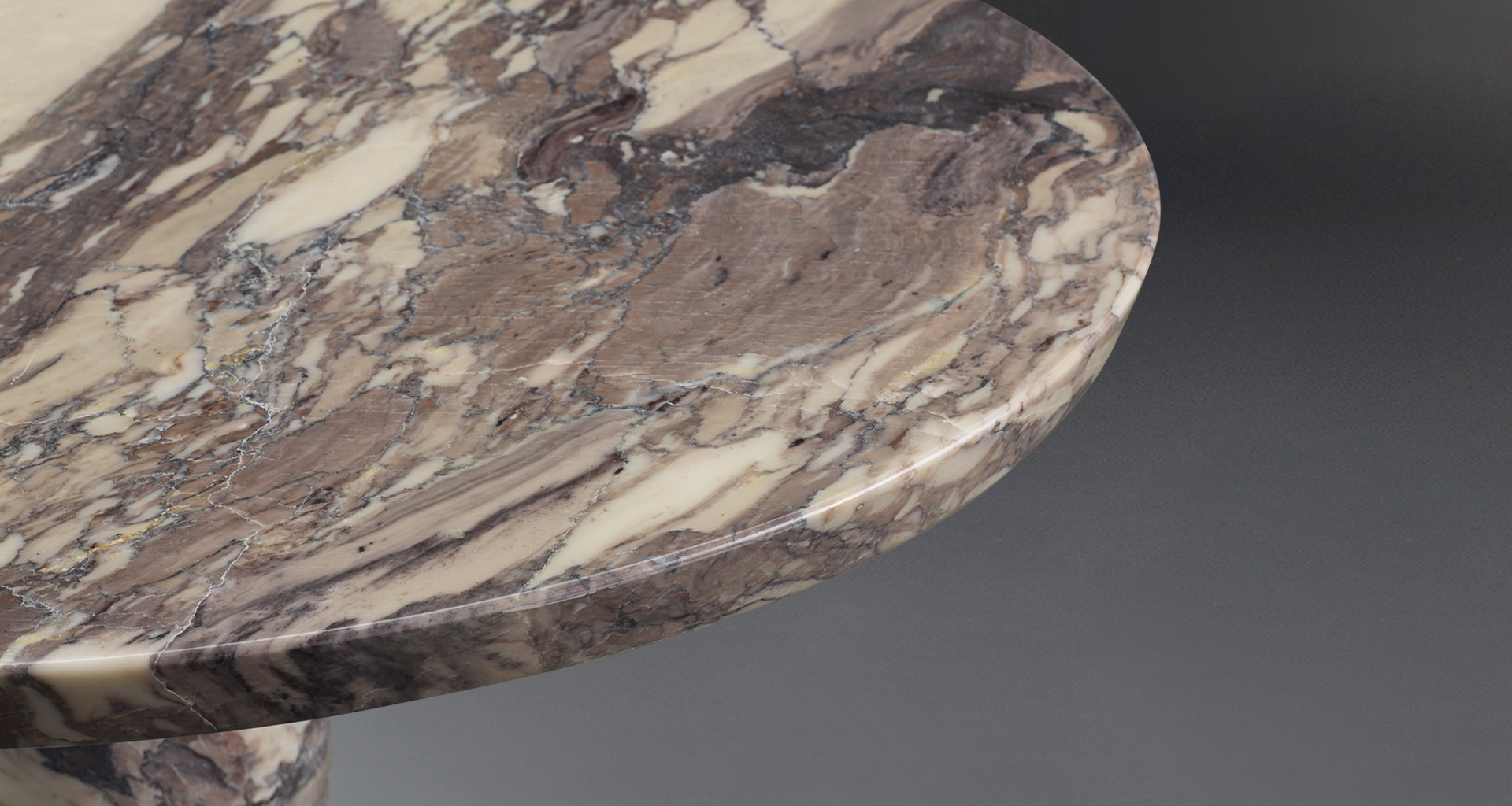Mediterranée is a small table available in marble, from Promemoria's Capsule Collection by Olivier Gagnère | Promemoria