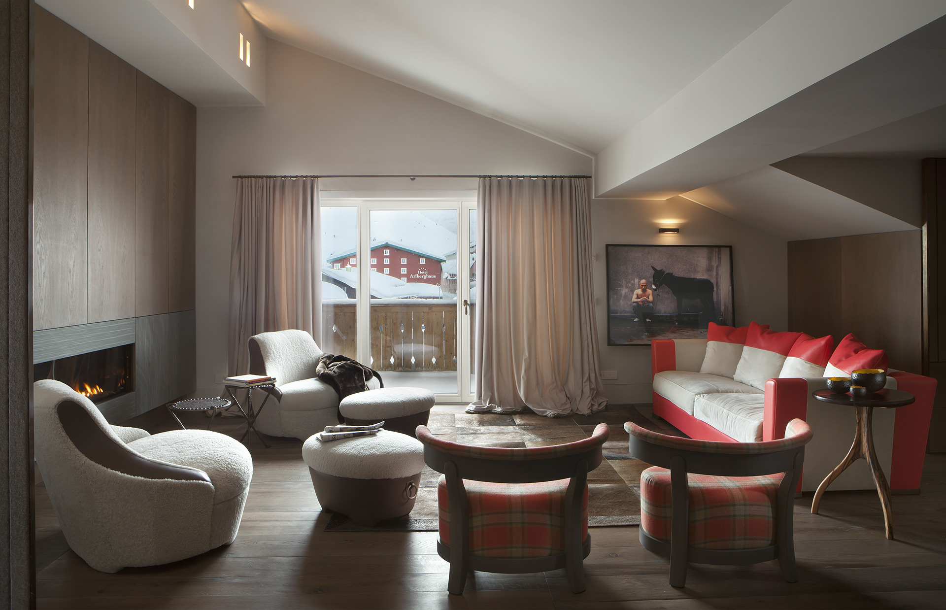 Living room in a private residence in Austria furnished with Promemoria | Promemoria