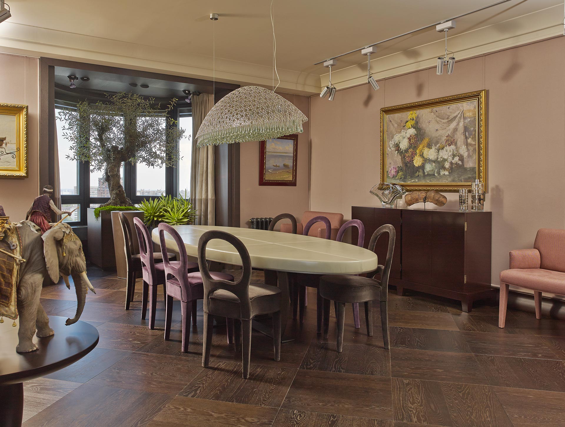 Dining room of a private residence in Kiev furnished with Promemoria | Promemoria