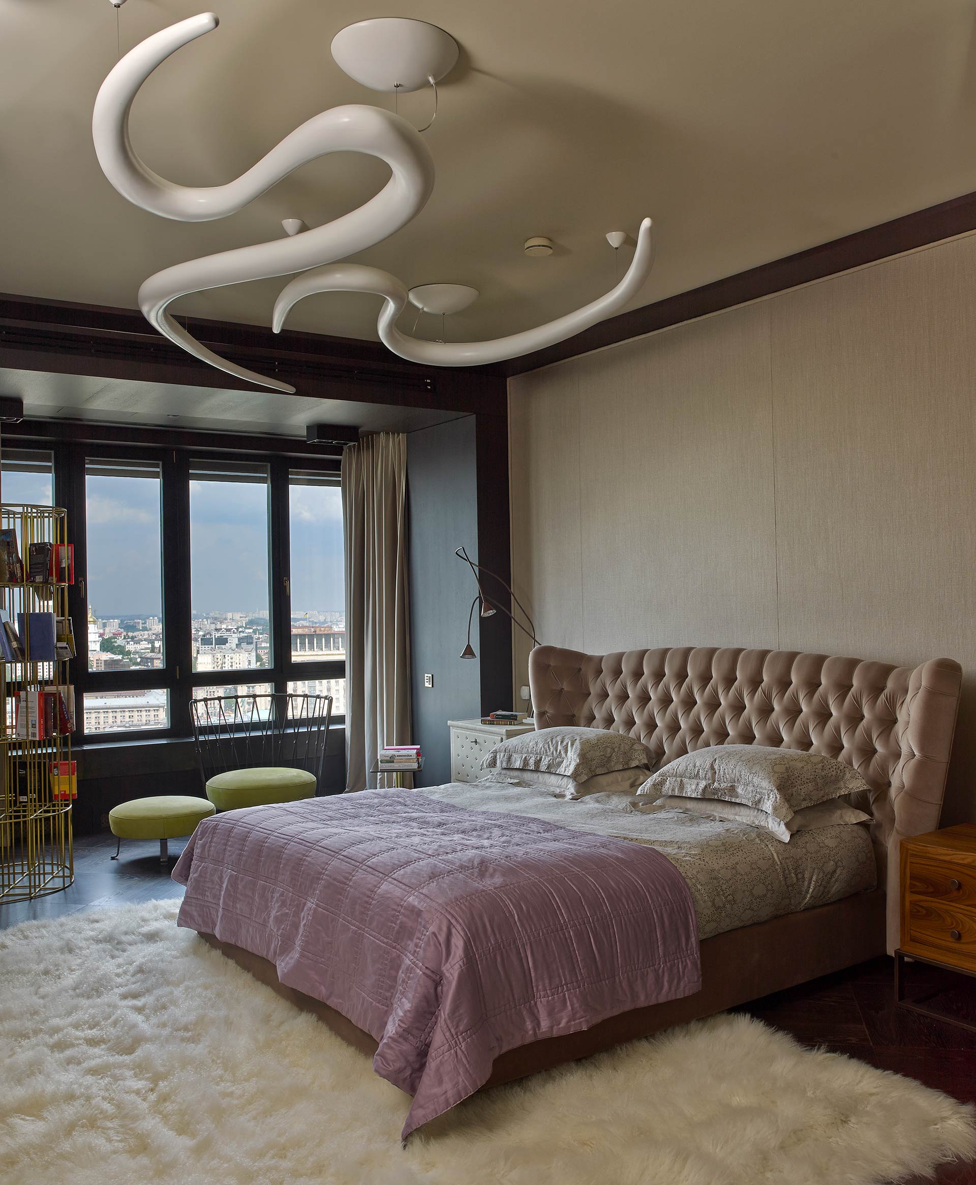 Bedroom of a private residence in Kiev furnished with Promemoria | Promemoria