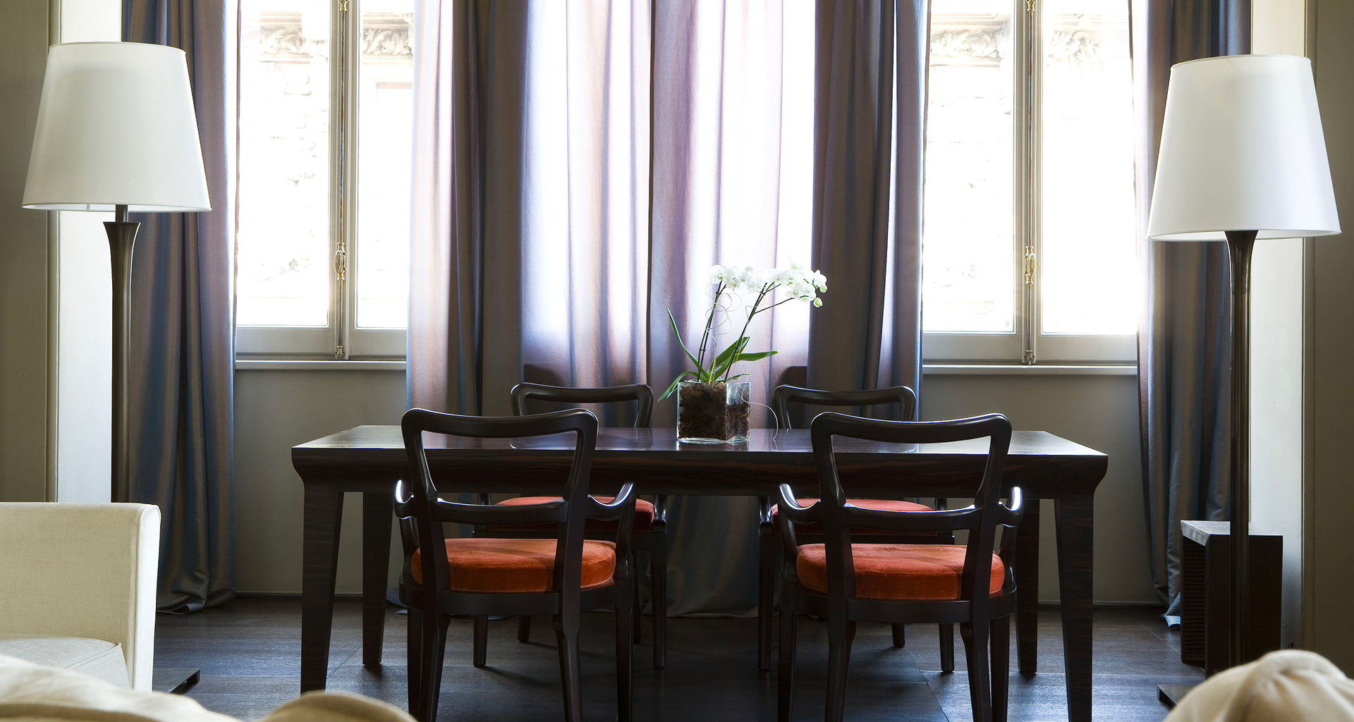 Dining room of a private residence in Milan furnished with Promemoria | Promemoria