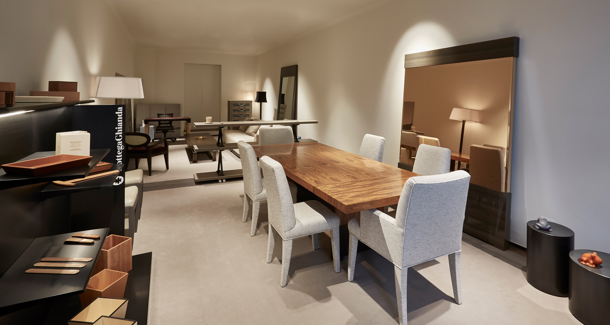 Dining room in Promemoria's single-brand showroom in Lecco | Promemoria
