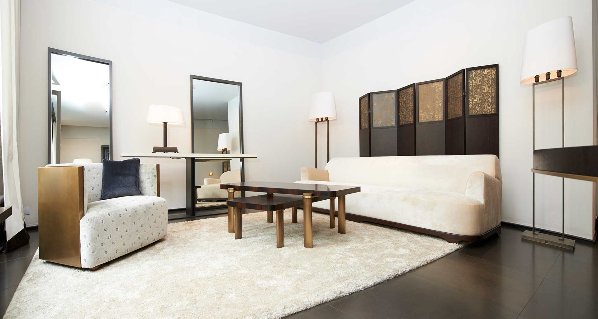 Living room in Promemoria's single-brand showroom in Paris | Promemoria