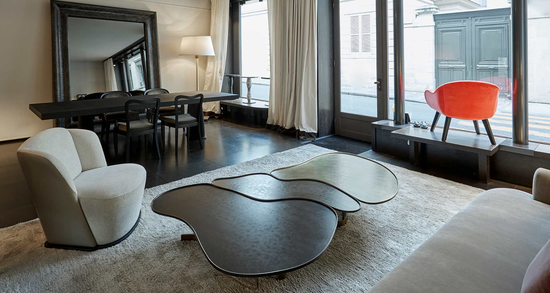 Living room in Promemoria's single-brand showroom in Paris | Promemoria